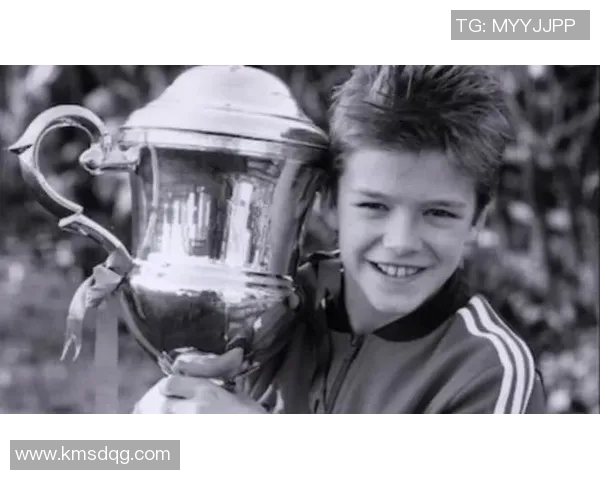 足球明星贝克汉姆的传奇人生与全球影响力探讨 足球明星贝克汉姆的传奇人生与全球影响力探讨