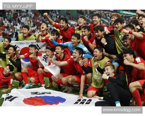 韩国足球运动员的崛起与挑战:从青训到国际赛场的奋斗历程 韩国足球运动员的崛起与挑战:从青训到国际赛场的奋斗历程